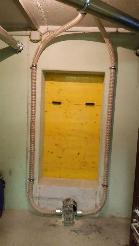 deposito pellet Hotel Alaska