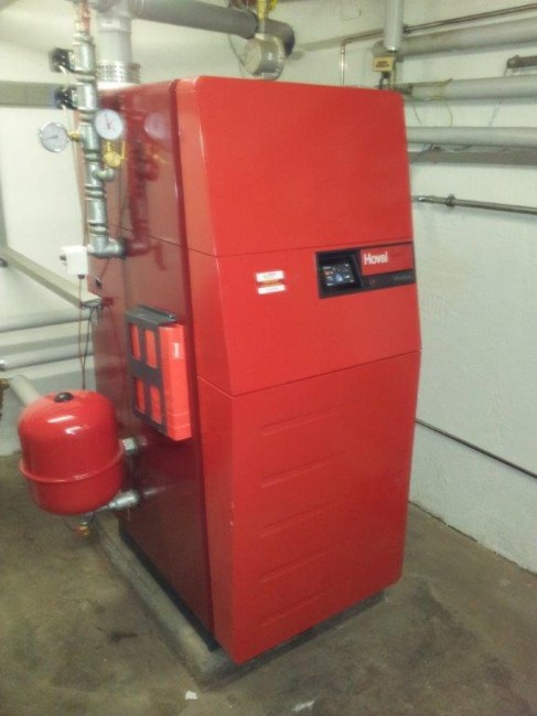 Gas Brennwert Kessel HOVAL Ultragas