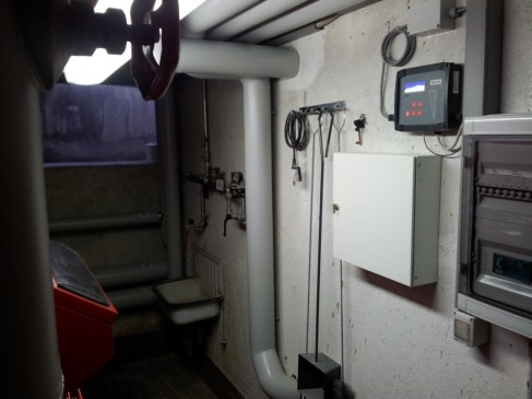 Füllstandanzeige mit GSM-Modul für Fernalarm