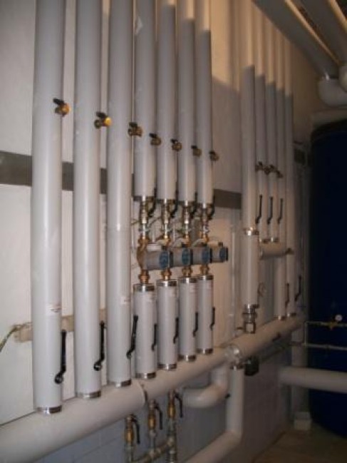 Nuovo collettore per l\'acqua sanitaria compreso pompe