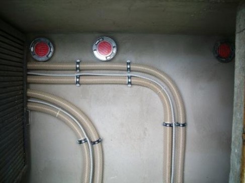 bocchettoni di carico con impianto di aspirazione sottovuoto